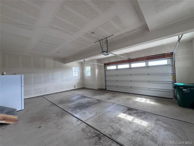 Building Photo - 7319 S Yantley Wy