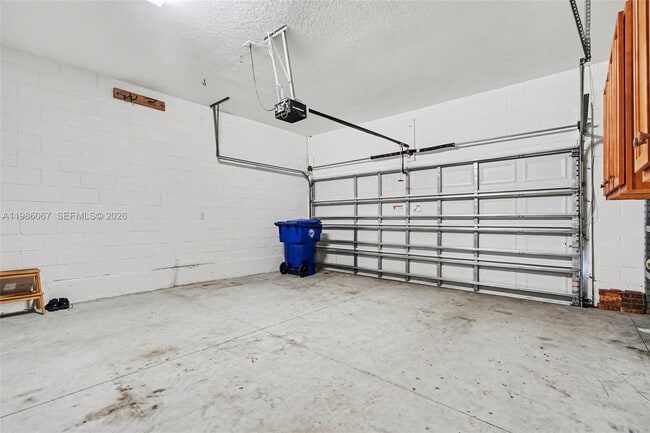 Building Photo - 2251 Napone Ln