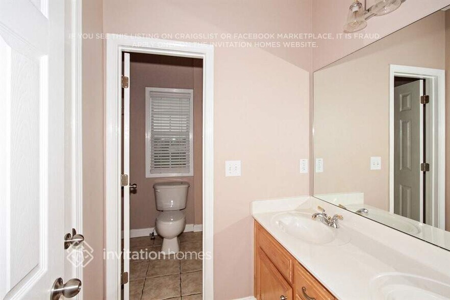Building Photo - 341 Whitney Ln