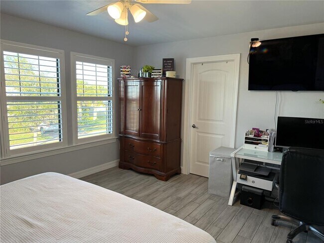 Building Photo - 2599 Marton Oak Blvd