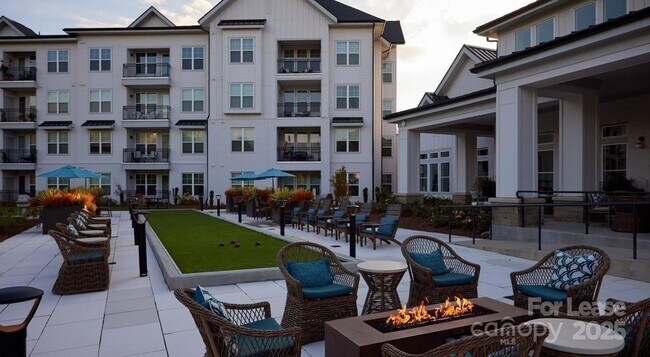 Building Photo - 4101 Glenloch Cir