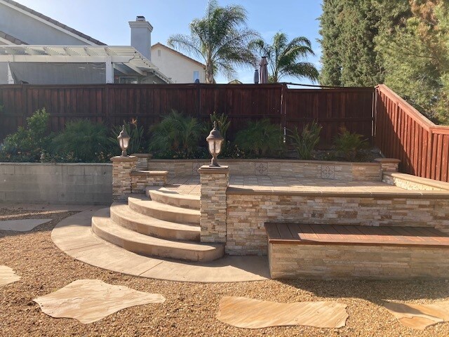 Building Photo - 35703 Date Palm St