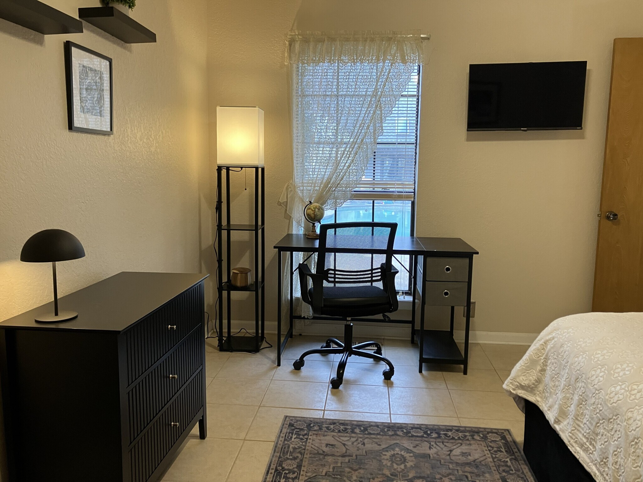 Bedroom 1 study - 1916 Nighthawk Dr