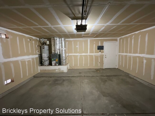 Building Photo - 3 br, 2 bath House - 5820 Night Shadow Ave NW