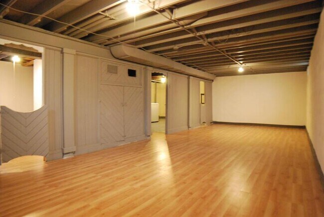 Building Photo - 2924 Soutter Ave SE