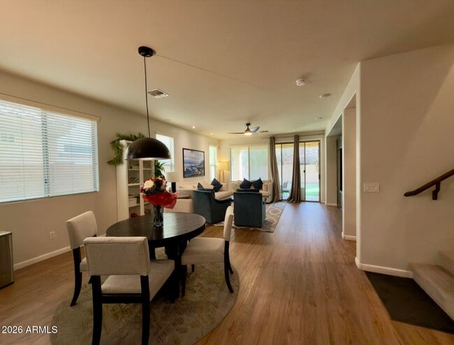 Building Photo - 51 W Hackberry Dr