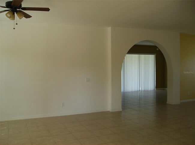 Building Photo - 20612 Whitebud Ct