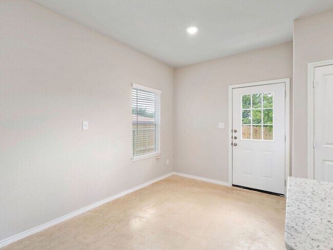 Building Photo - Schedule your tour today