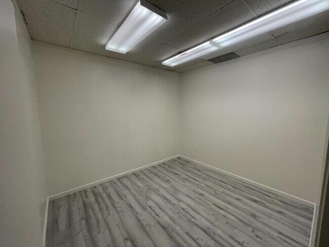 Building Photo - 1901 Railroad Ave