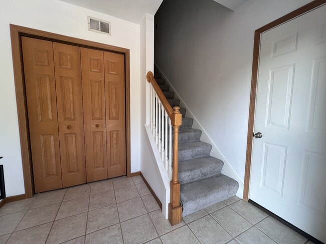 Building Photo - 848 Quadrilla St