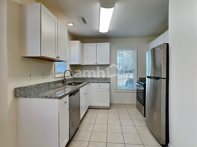 Building Photo - 197 Cameron Way Cir