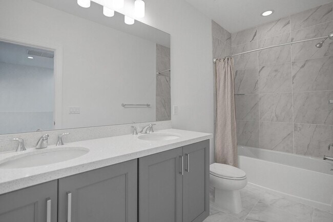 Building Photo - Gorgeous Brand New 3 Bedroom 2 Bath (2-story) Townhouse in Deerfield Beach