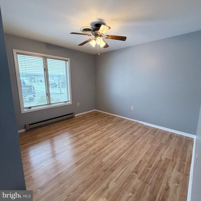 Building Photo - 1158 Westgate Dr