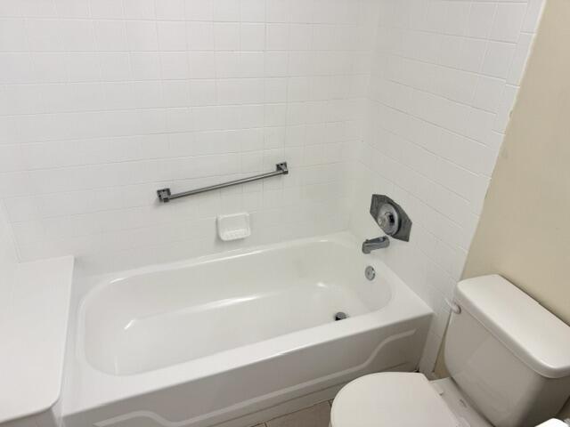 Building Photo - 202 Foxtail Dr