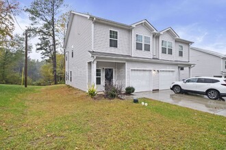 Building Photo - 711 Lackey St