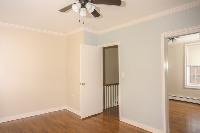 Building Photo - 230 Texas Ave