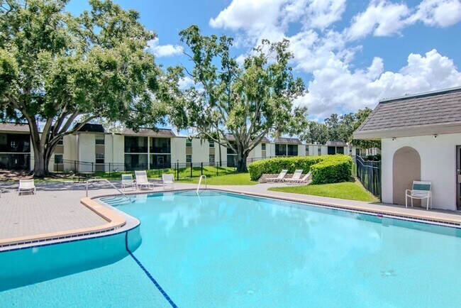 Building Photo - Move In Special - Up to 1 Month Free - Gro...