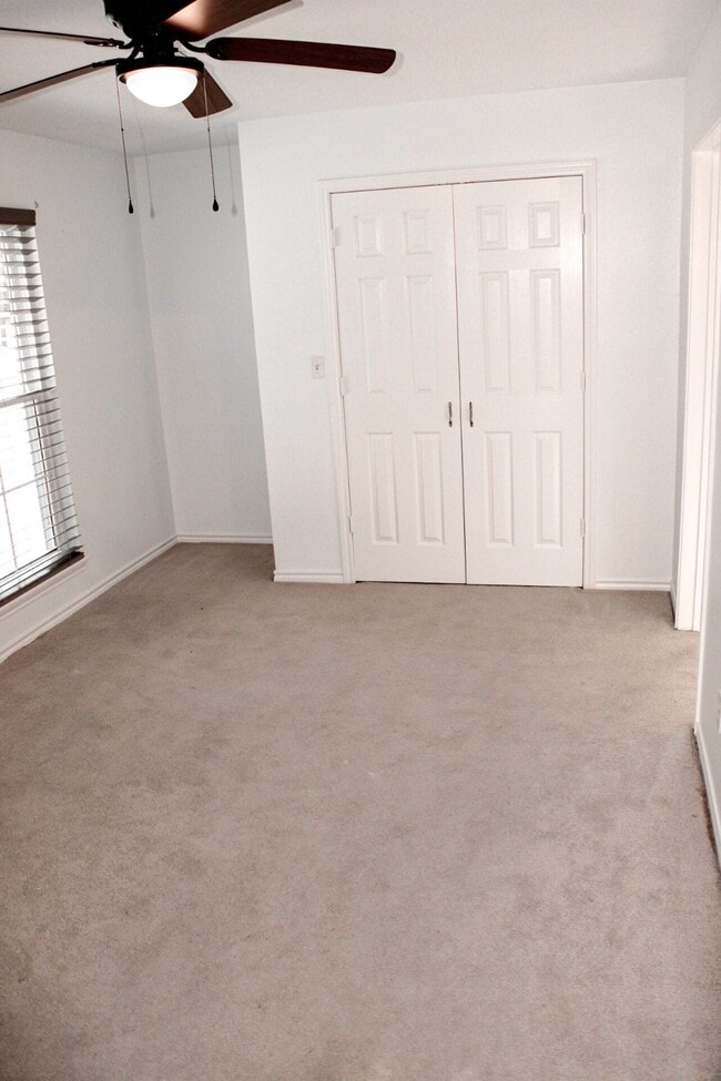 Building Photo - 2118 Avenue M