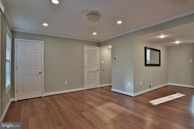 Building Photo - 3181 Welby Ct