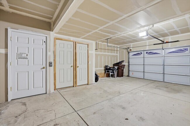 Building Photo - 4317 Sammers View