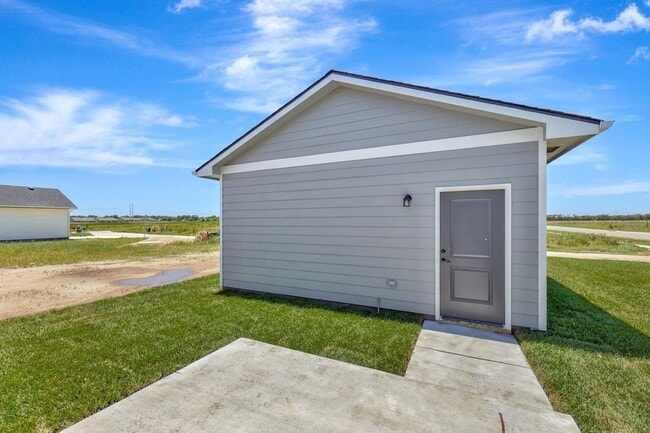 Building Photo - Modern 3-Bed Ranch in Maize – Zero-Entry L...