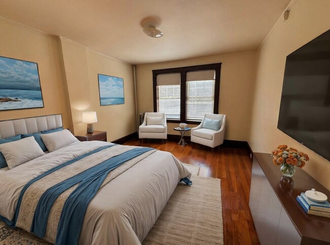 Building Photo - 154 Summer St