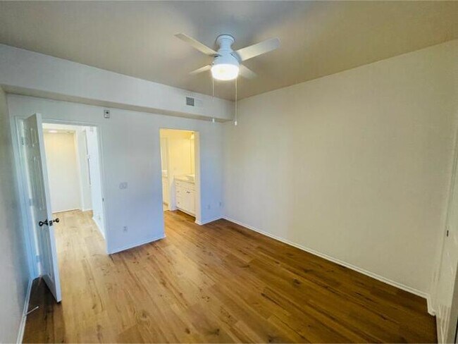 Building Photo - 4012 Backshore Ct