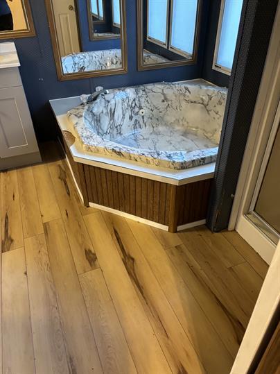 Building Photo - 213 Cherry Tree Dr