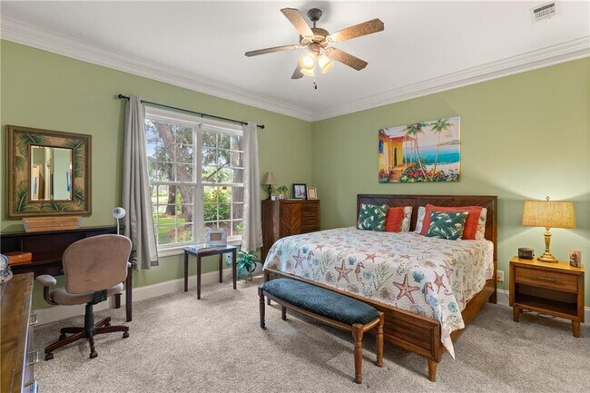Building Photo - 111 Chinquapin Dr