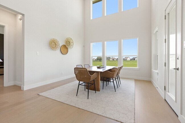 Building Photo - 1125 Sugar Bars Dr