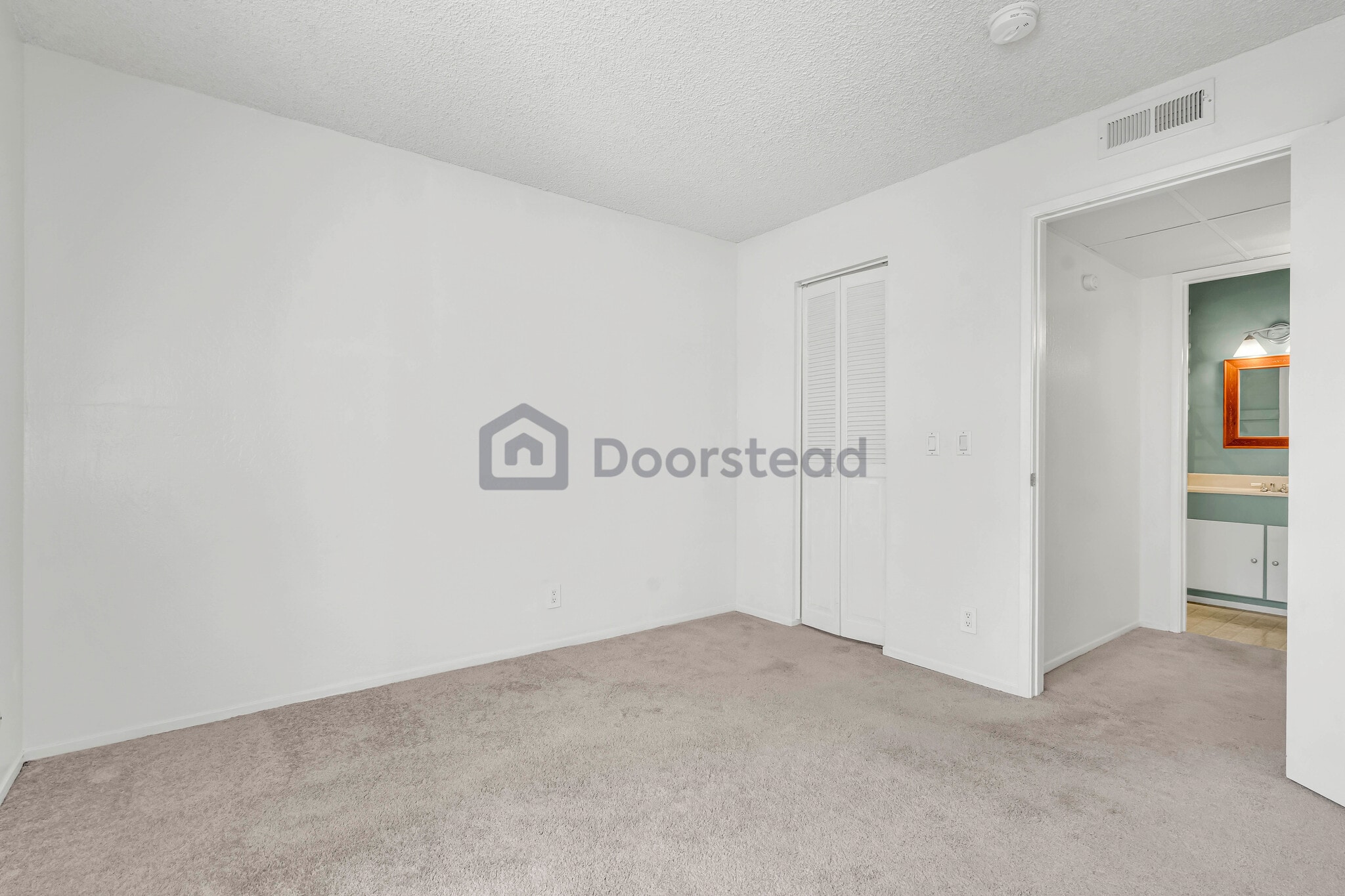 Building Photo - 310 N Civic Dr