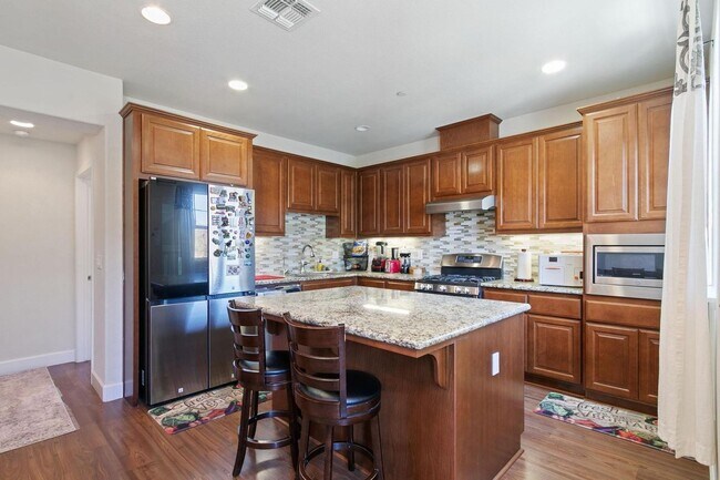 Building Photo - 3655 Branding Iron Pl