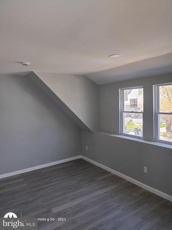 Building Photo - 1115 White St