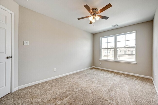 Building Photo - 17135 Wilthorne Colony Ct