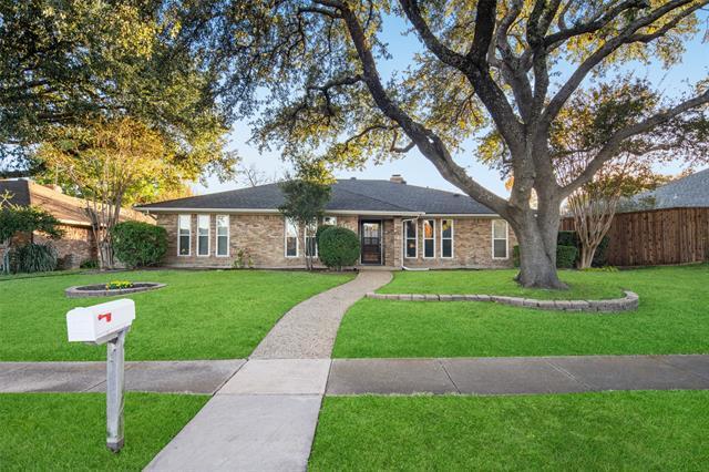 Building Photo - 3528 Pinehurst Dr