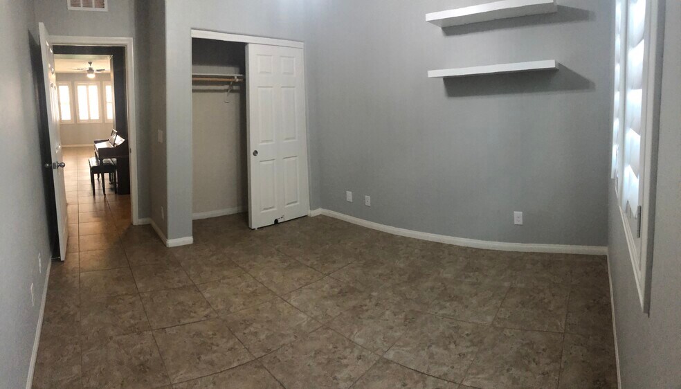 BR (1st Fl bare) - 263 Garden Trellis Ct
