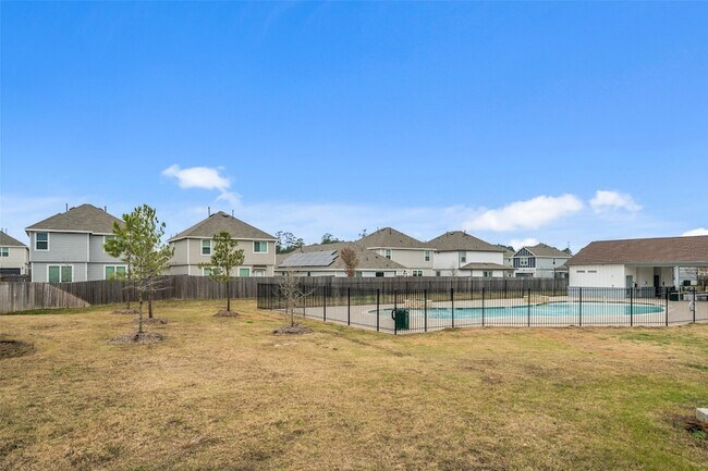 Building Photo - 2335 Mount Locke Path