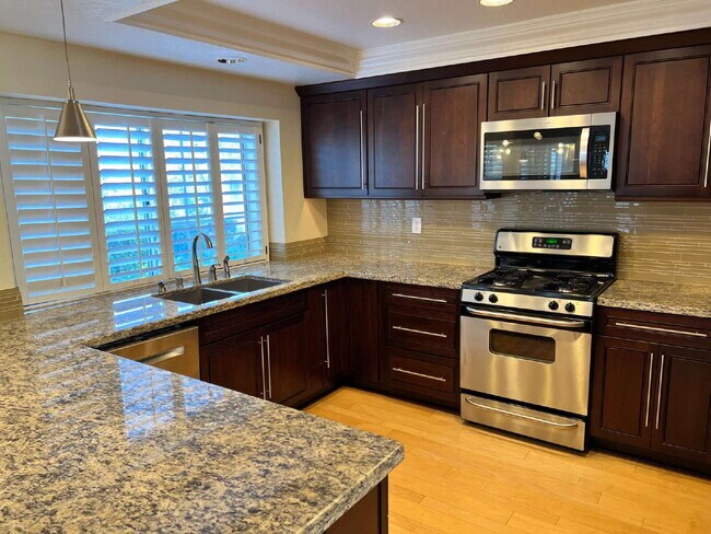 Building Photo - $4,500 - 4 Bed / 3 Bath House in Rancho Del Rey