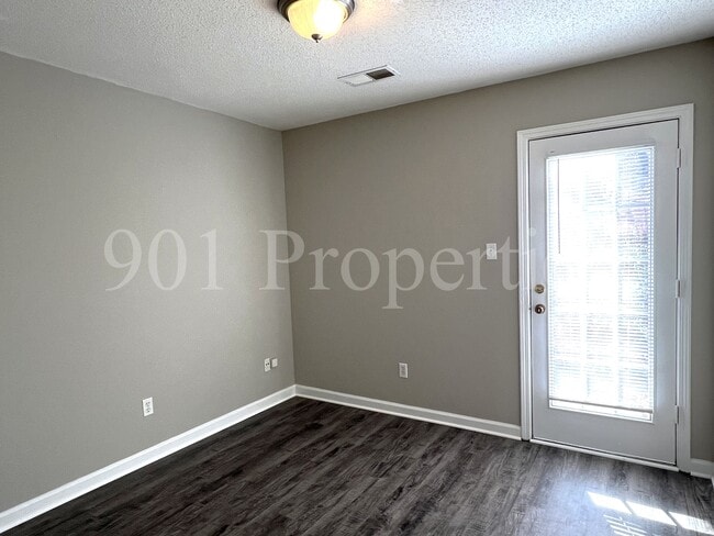 Building Photo - 9851 Maggie Woods Pl