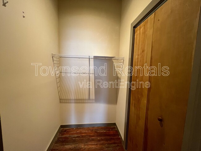 Building Photo - 159 Maxwell St