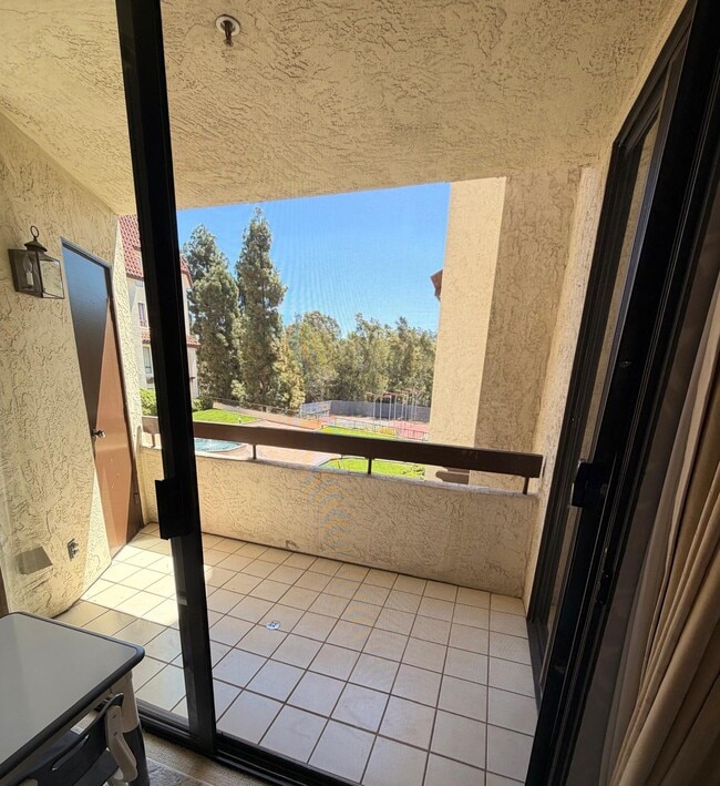 Building Photo - 5875 Friars Rd