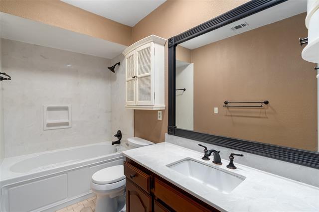 Building Photo - 1106 Tahlequah Trail