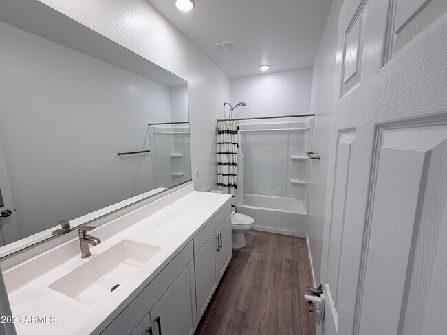 Building Photo - 4323 W Palace Sta Rd