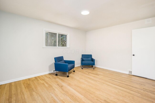Building Photo - 4230 Eastlea Dr