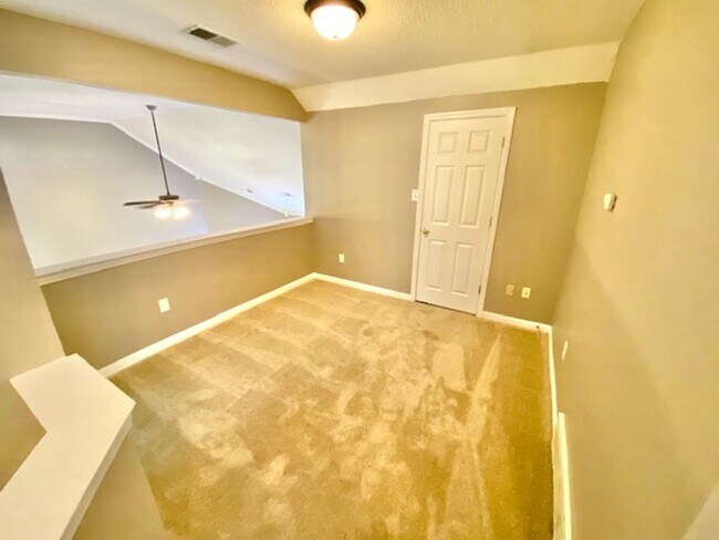 Building Photo - WeepingCherryLn9087