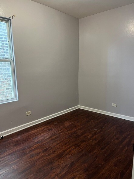 Building Photo - 3057 W Flournoy St