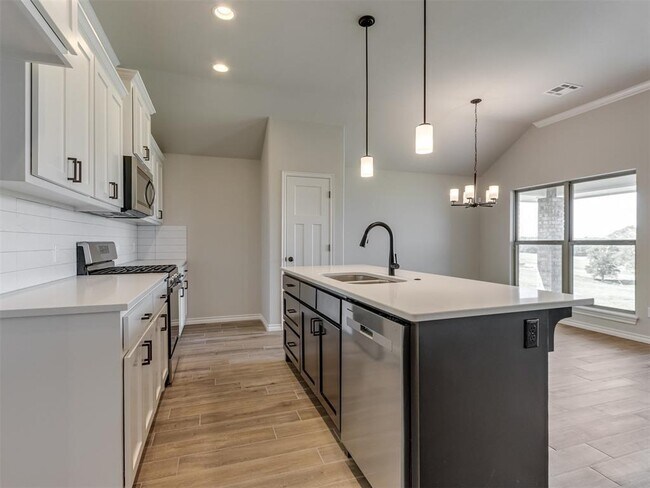 Building Photo - 479 Cherrybark Dr