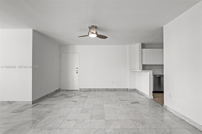 Building Photo - 5845 Collins Ave