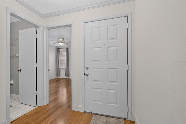 Building Photo - 3812 N Oak Dr