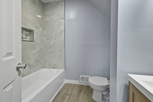 Building Photo - 1846 Harlan Rd